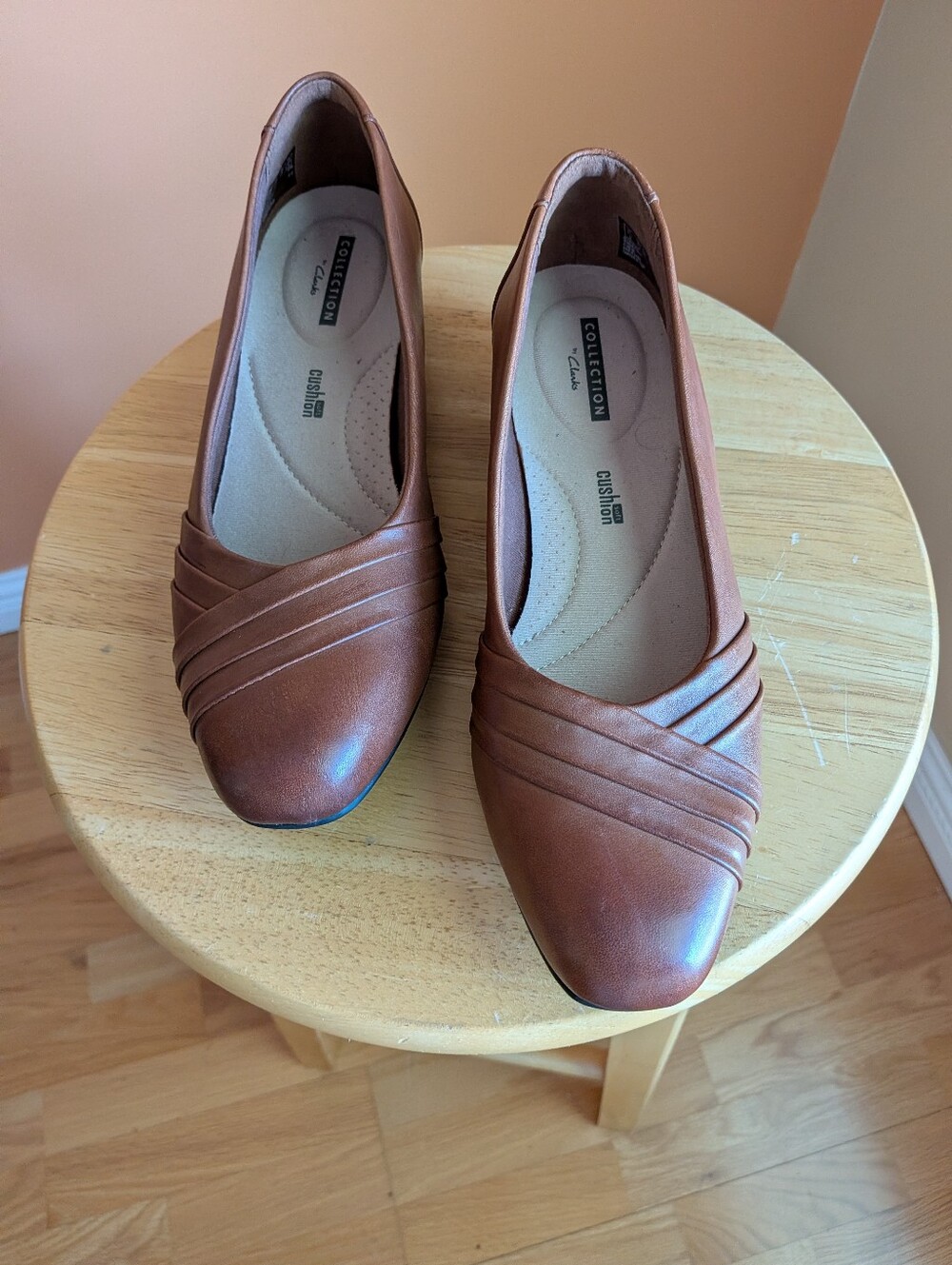 CLARKS Collection Cushion Soft Women's Brown Comfort Flats Size 8